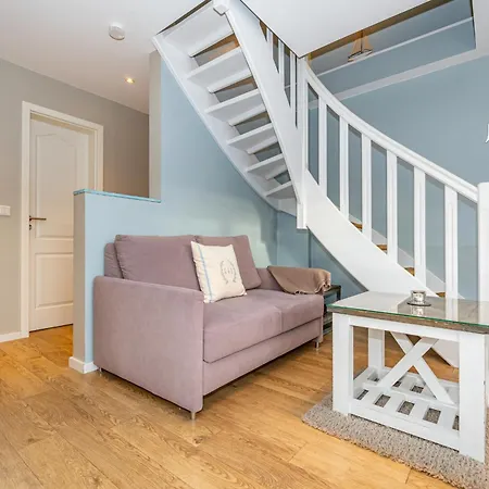 Ebbe No 3 Apartment